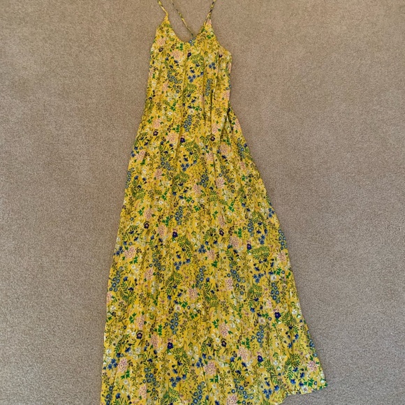 Old navy yellow floral maxi dress - Picture 2 of 3